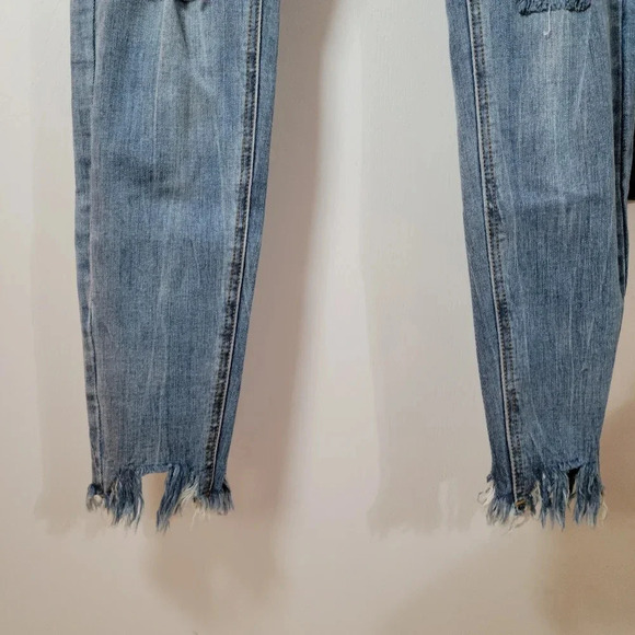 Stevie Hender Luna Distressed Skinny Ankle Cut Jeans | Size 9 - Picture 3 of 6